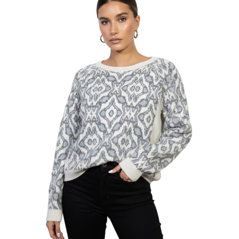 Hinge Geometric Ikat Print Pullover Sweater Grey Metallic Shimmer Size XS